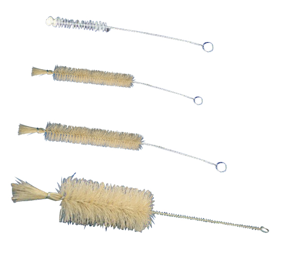 Set of 9 assorted brushes